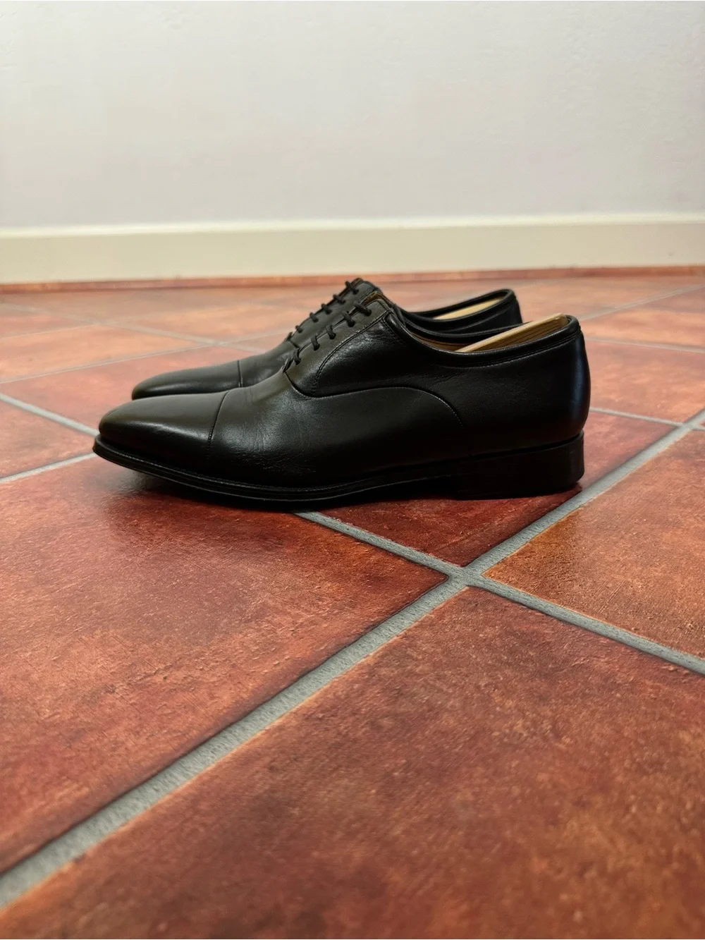 Magnanni Naxos Leather Cap-Toe Derby Shoes